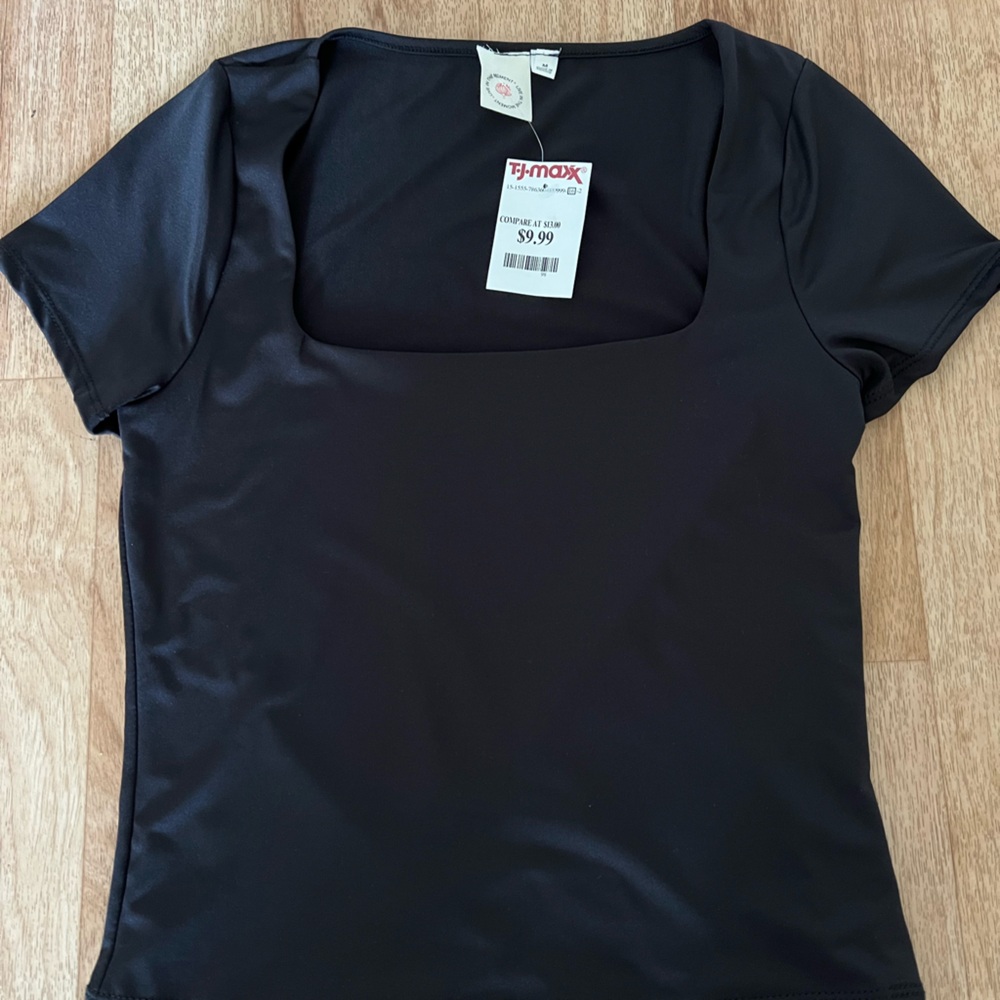 Black Fitted Short Sleeve Blouse